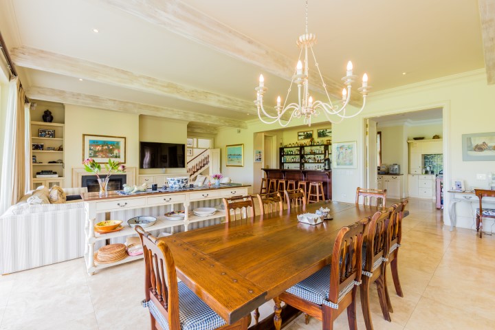 5 Bedroom Property for Sale in Constantia Western Cape